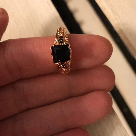 Rose Gold filled black sapphire simulated ring. - Picture 7 of 8